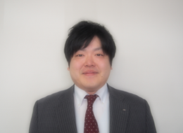 営業課長:白井 謙太朗